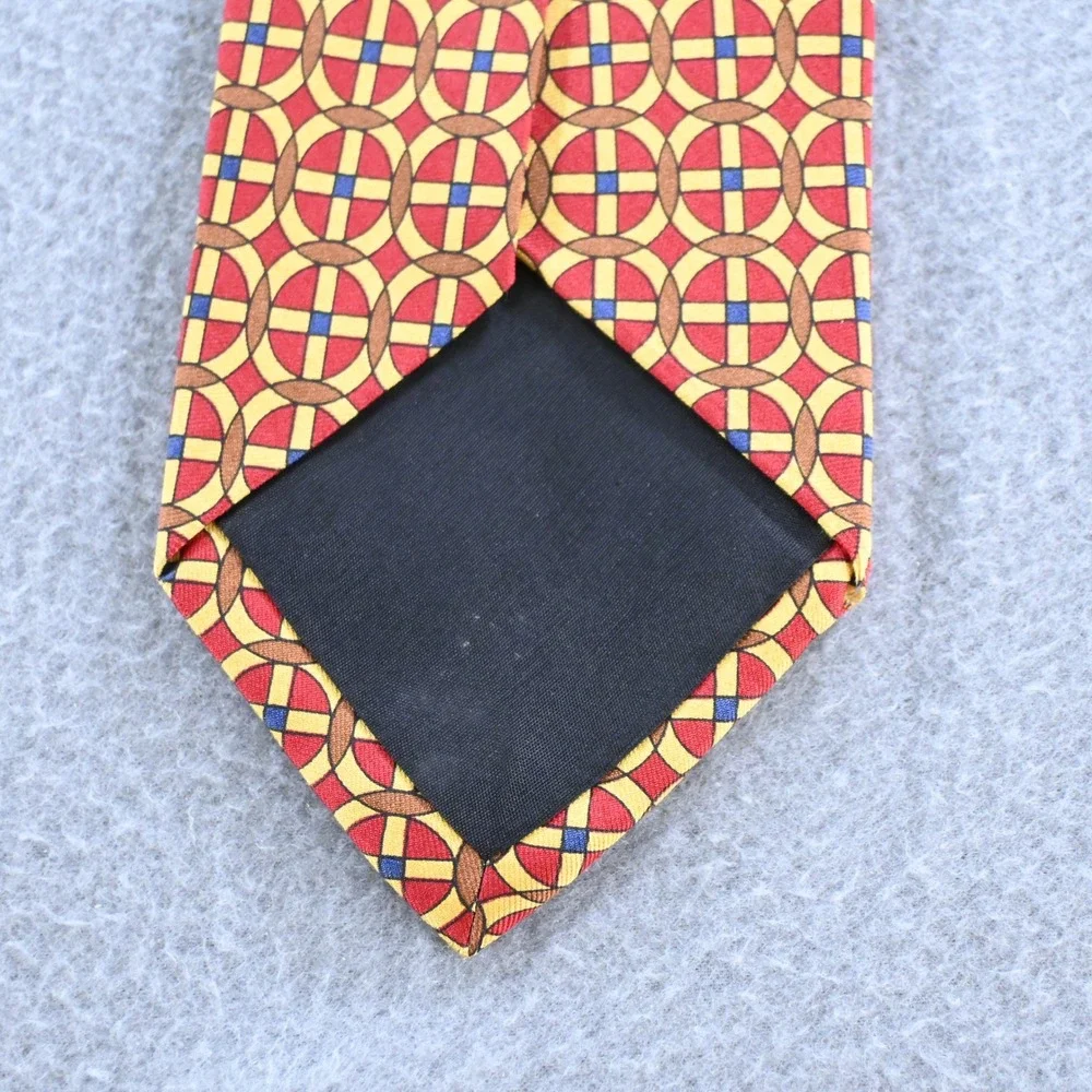 Art Institute of Chicago Mens Geometric‎ Silk Necktie OS Red Yellow Geometric